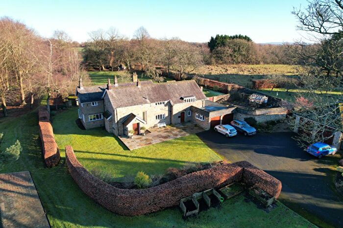 4 Bedroom Detached House To Rent In Sharoe Green Lane, Preston, Lancashire, PR2