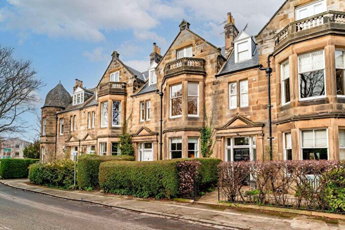 3 Bedroom Flat For Sale In Merchiston Gardens, Edinburgh, EH10