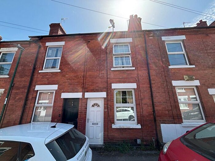 3 Bedroom Terraced House For Sale In Marshall Street, Nottingham, NG5