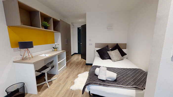 Studio To Rent In Dumfries Street, Luton, Bedfordshire, LU1