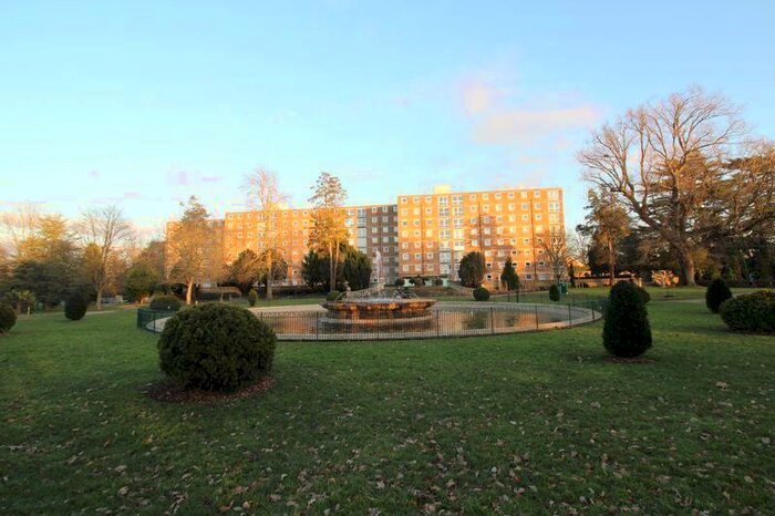 2 Bedroom Flat To Rent In Milton Mount, Crawley, RH10