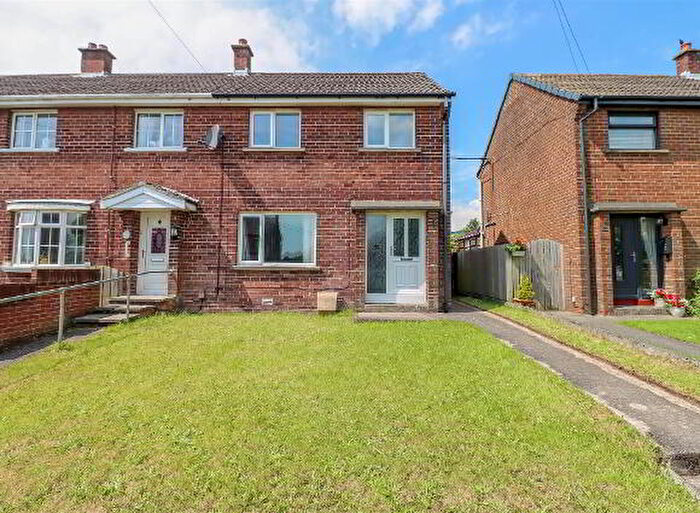 3 Bedroom End Of Terrace House For Sale In Brooklands Road, Belfast, BT16