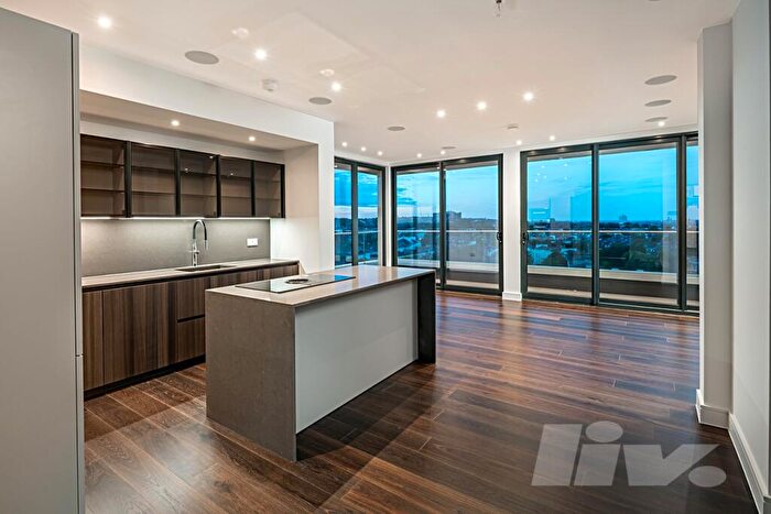 3 Bedroom Penthouse To Rent In Finchley Road, Swiss Cottage, NW3