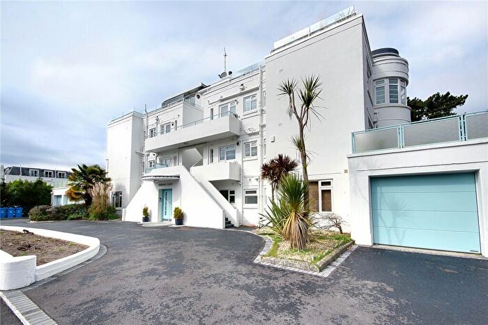 2 Bedroom Flat To Rent In Chaddesley Glen, Sandbanks, Poole, BH13
