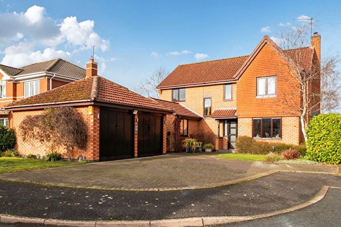 4 Bedroom Detached House For Sale In Gibbs Close, Lower Moor, WR10