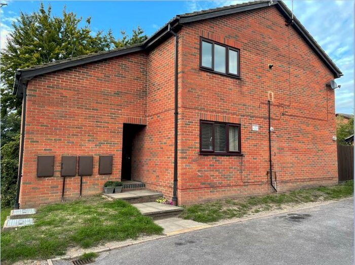 2 Bedroom Apartment To Rent In Camberley, Surrey, GU15