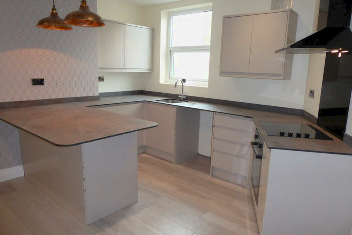 2 Bedroom Flat To Rent In Carnforth, LA5