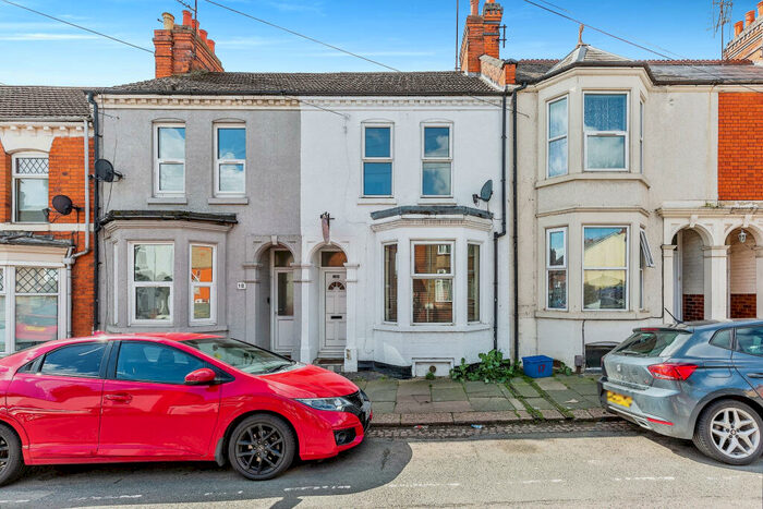 2 Bedroom House To Rent In Glasgow Street, Northampton, NN5