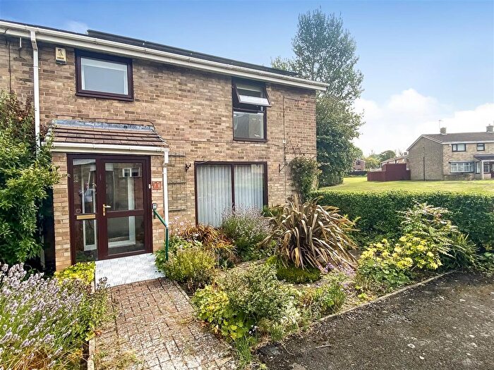 3 Bedroom Terraced House For Sale In Wolsey Close, Newton Aycliffe, DL5