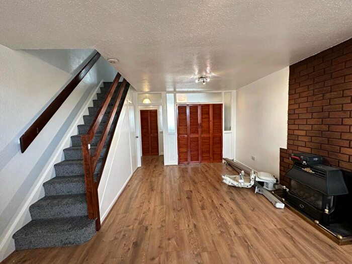 3 Bedroom House To Rent In Branstree Drive, CV6