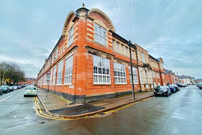 1 Bedroom Flat For Sale In Tudor Studios, Tudor Road, Leicester, Leicestershire, LE3