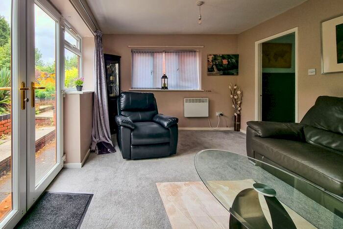 1 Bedroom Town House To Rent In George Lane, Stockport, SK6