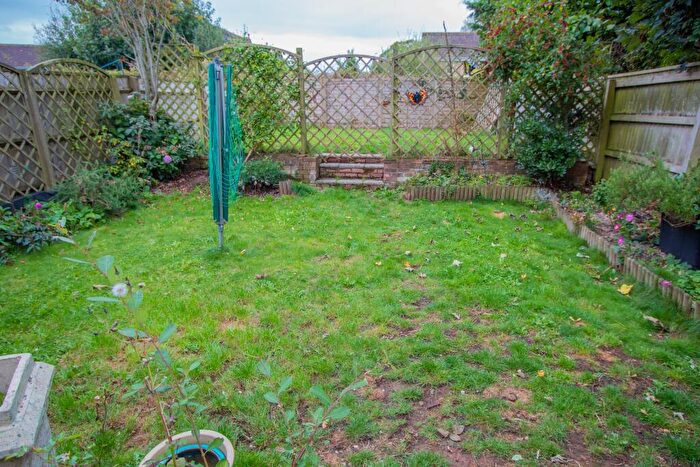 3 Bedroom Semi-Detached House For Sale In York Crescent, Feniton, EX14