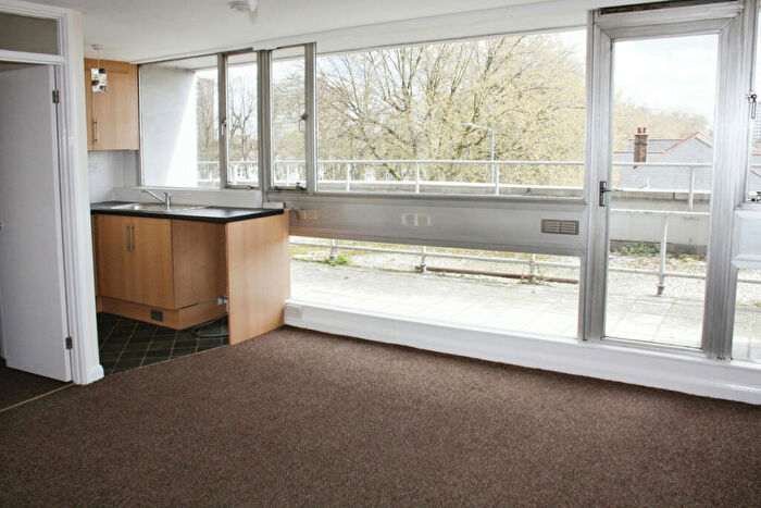 Studio To Rent In Chichester Road, Southend-on-sea, SS1