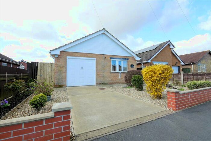 2 Bedroom Bungalow For Sale In Harding Close, Sutton-on-Sea, Mablethorpe, Lincolnshire, LN12