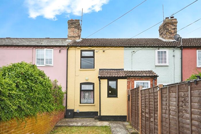 2 Bedroom Terraced House For Sale In Colchester Road, Coggeshall, Colchester, CO6