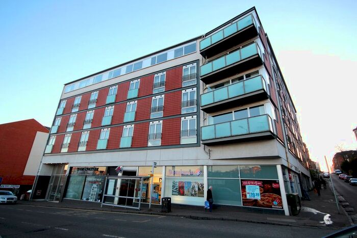 2 Bedroom Flat To Rent In Crow Road, Glasgow, G11