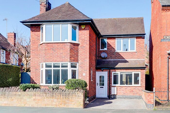 2 Bedroom Detached House For Sale In Owthorpe Grove, Nottingham, NG5