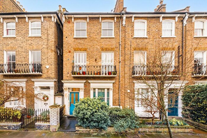 1 Bedroom Flat For Sale In Patshull Road, Kentish Town, NW5