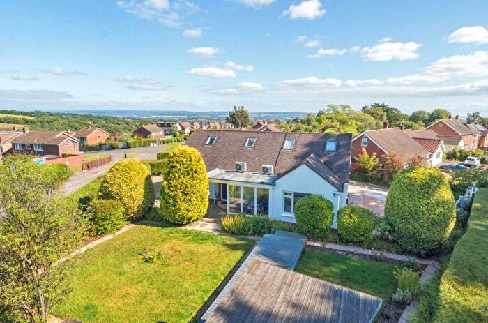 4 Bedroom Detached House To Rent In Pennsylvania, Exeter, EX4