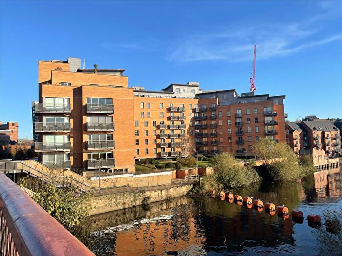 2 Bedroom Apartment For Sale In Merchants Quay, East Street, Leeds, LS9