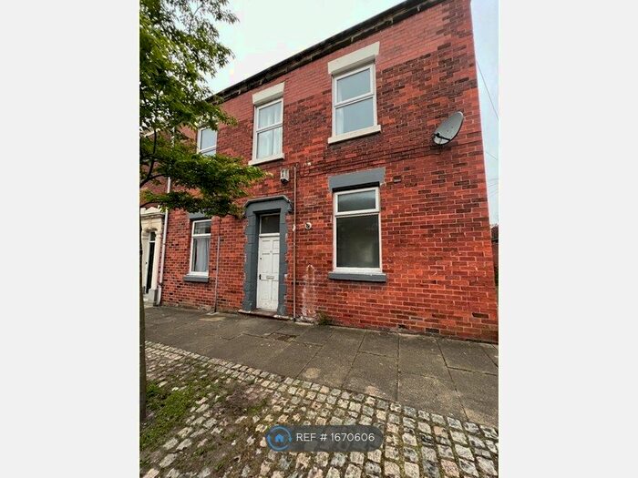 2 Bedroom Flat To Rent In St. Davids Road, Preston, PR1