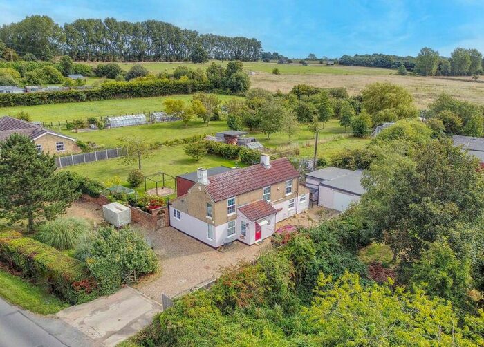 3 Bedroom Cottage For Sale In Wilburton, Cambridgeshire, CB6