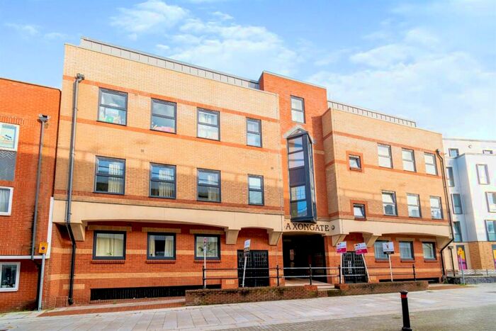 1 Bedroom Apartment For Sale In Saxon Gate, Southampton, SO14