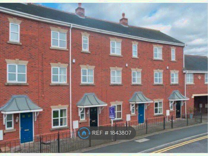 3 Bedroom Terraced House To Rent In Gatcombe Way, Priorslee, Telford, TF2