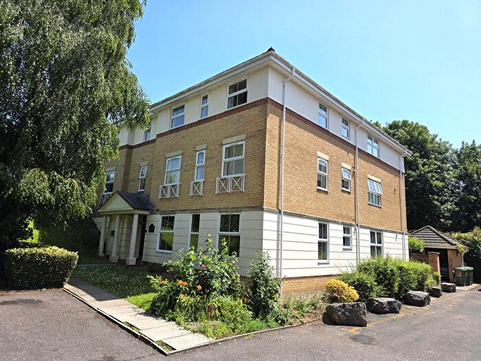 1 Bedroom Apartment For Sale In Lake View, Alcove Road, Fishponds, Bristol, BS16