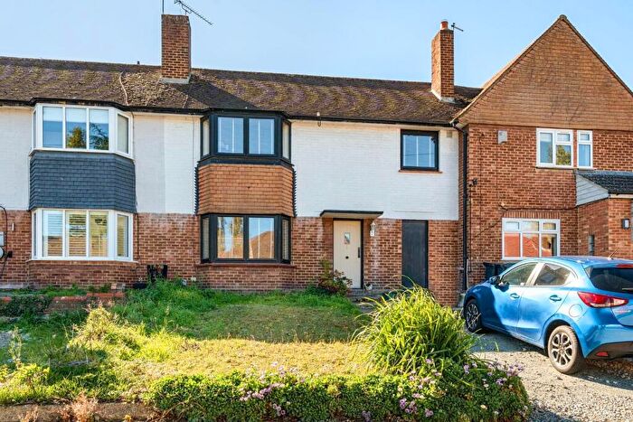 3 Bedroom Terraced House For Sale In Imperial Way, Chislehurst, BR7