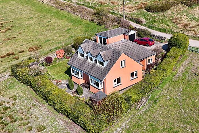 3 Bedroom Detached House For Sale In Halls Road, Mow Cop, ST7