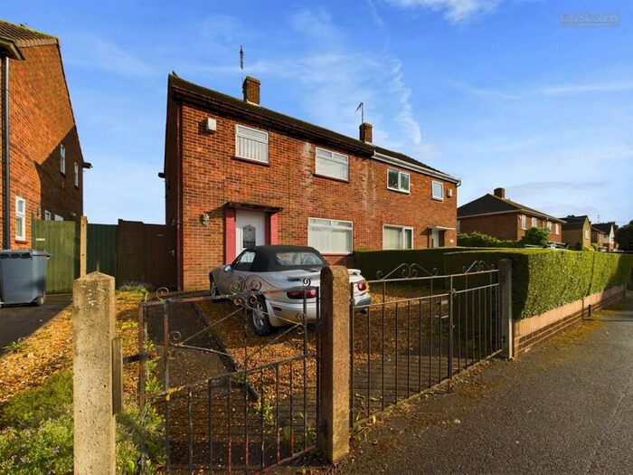 3 Bedroom Semi-Detached House To Rent In Welland Road, Dogsthorpe, Peterborough, PE1