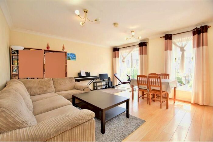 2 Bedroom Flat To Rent In Wesley Avenue, London, E16
