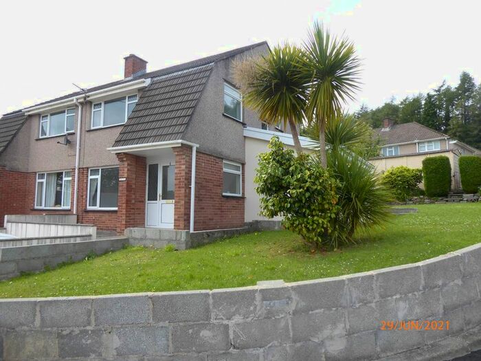 3 Bedroom Property To Rent In Nash Avenue, Carmarthen, SA31
