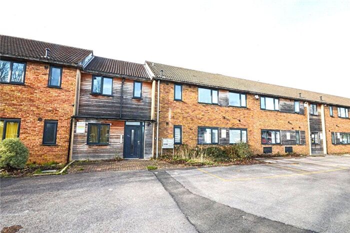 2 Bedroom Flat To Rent In Coach Builders House, Stratton Road, Town Centre, Swindon, SN1