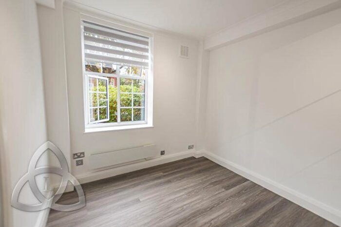 Studio To Rent In Mortimer Court, Abbey Road, NW8