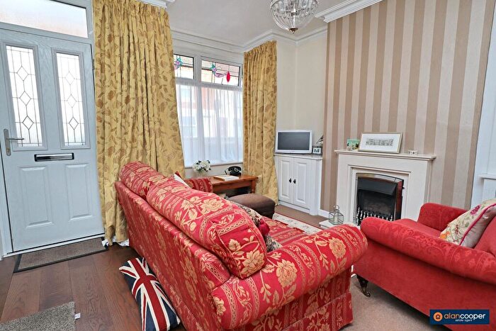 3 Bedroom Terraced House For Sale In Fife Street, Nuneaton, CV11