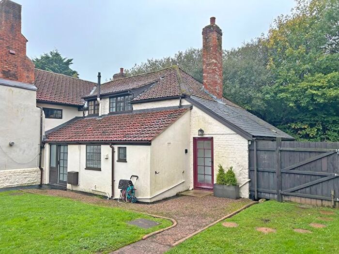 2 Bedroom End Of Terrace House To Rent In Bulverton, Sidmouth, EX10