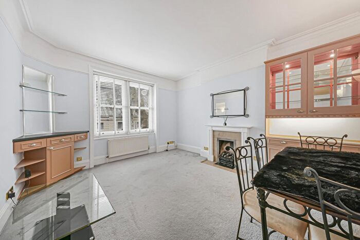 2 Bedroom Flat To Rent In Delaware Mansions, Delaware Road, London, W9