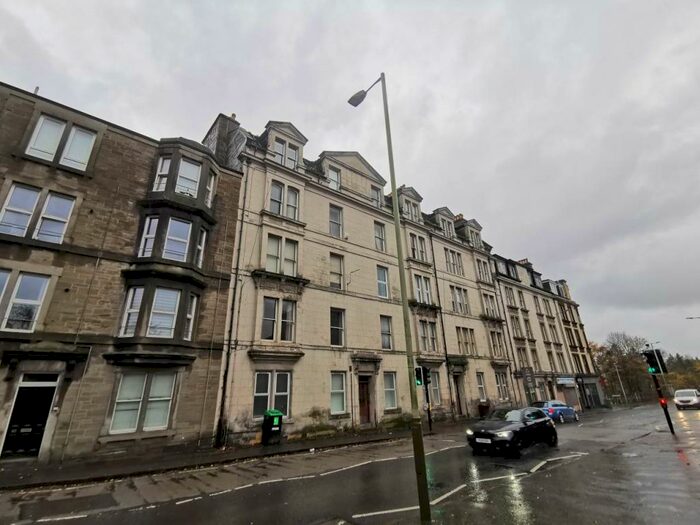 2 Bedroom Flat To Rent In /, Arbroath Road, Dundee, DD4