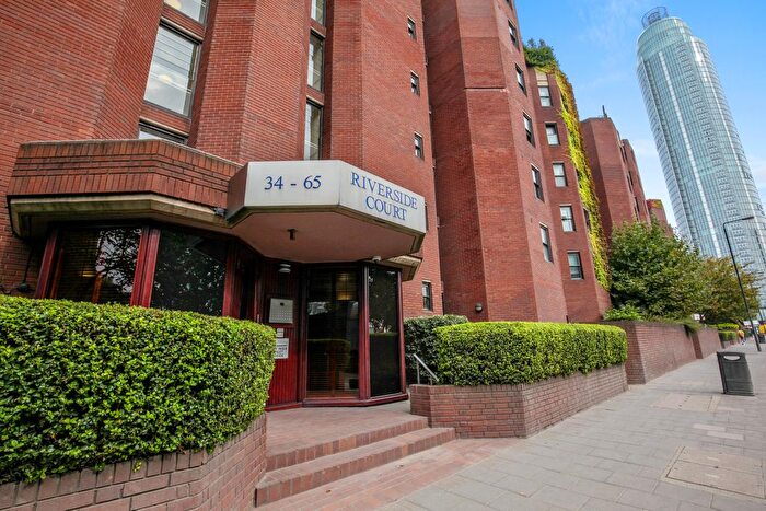 1 Bedroom Flat To Rent In Nine Elms Lane, Nine Elms, London, SW8