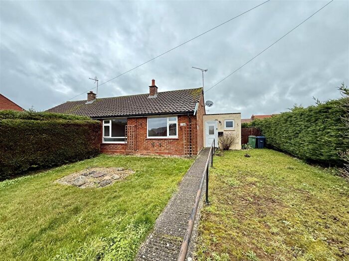 Semi-Detached Bungalow For Sale In Reids Piece, Purton, Swindon, SN5