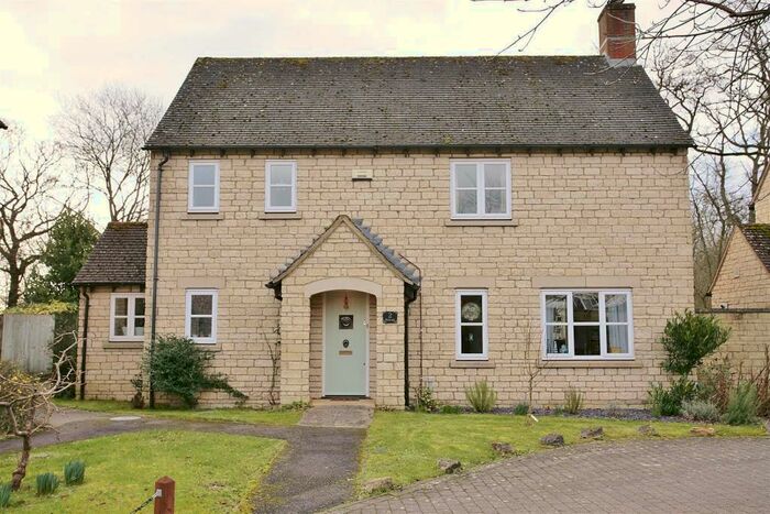 4 Bedroom Detached House For Sale In Glissard Way, Bradwell Village, Near Burford, OX18