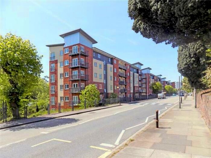 3 Bedroom Flat To Rent In Julius House, Exeter, EX4