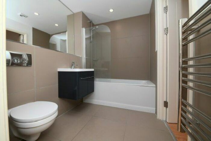 1 Bedroom Flat To Rent In Cherrydown East, Basildon, SS16