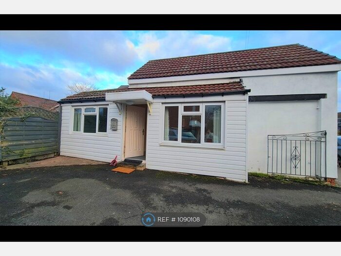 1 Bedroom Bungalow To Rent In Hagley Road, Halesowen B63