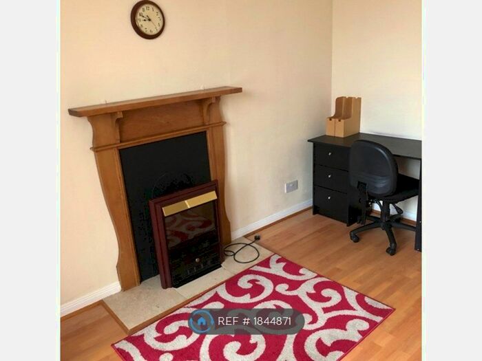 1 Bedroom Flat To Rent In Rosefield Street, Dundee, DD1