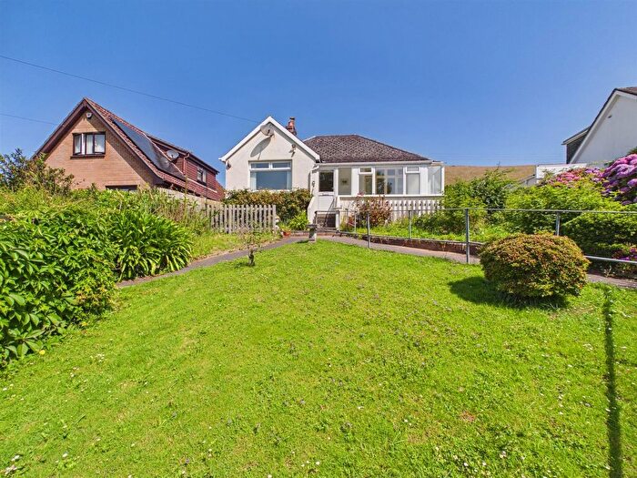2 Bedroom Detached Bungalow For Sale In Rosea Bridge Lane, Combe Martin, Ilfracombe, EX34