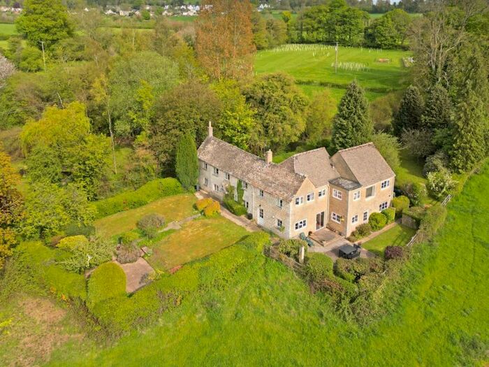 4 Bedroom Detached House For Sale In Long Close, Painswick, GL6